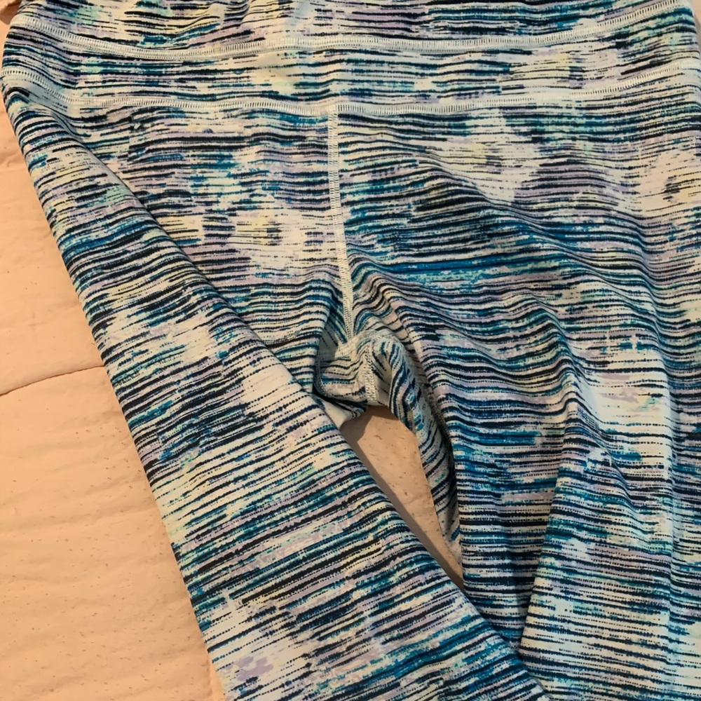 Blue multicolor Lululemon leggings!